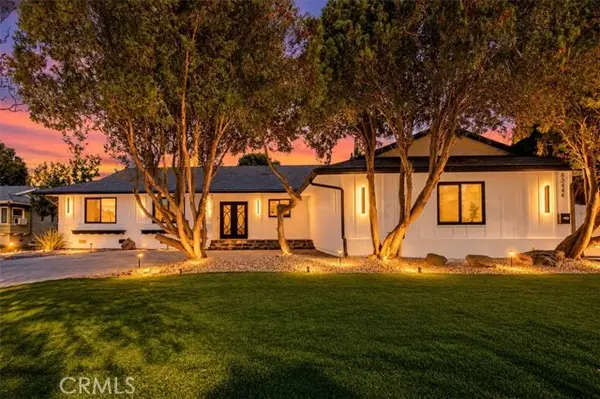 8346 Moorcroft Avenue, West Hills, CA 91304