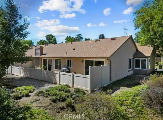 20042 AVENUE OF THE OAKS, Newhall, CA 91321 - #2