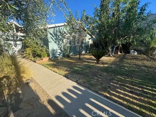11116 Woodley, Granada Hills, CA 91344