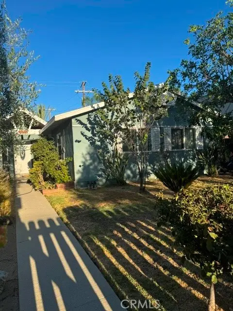 11116 Woodley, Granada Hills, CA 91344 - #2