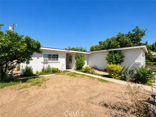 14937 Oswald, Sylmar, CA 91342 - #1