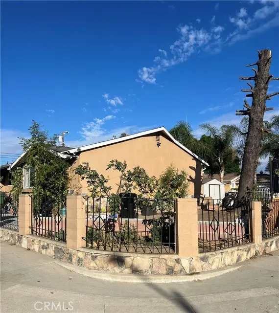 11826 Fellows, San Fernando, CA 91340