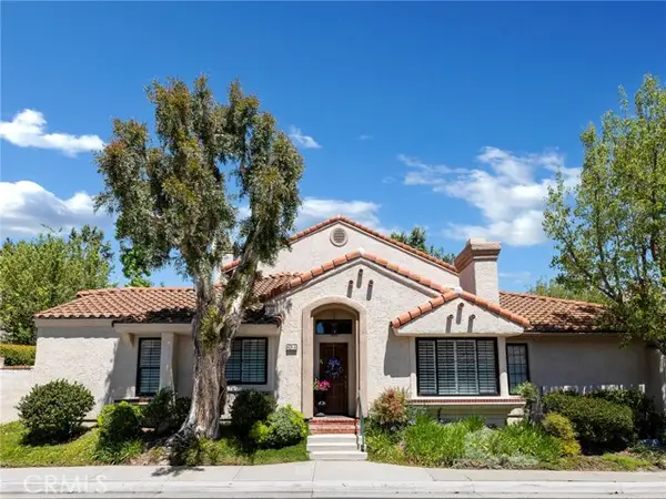 424 Country Club Drive  #A, Simi Valley, CA 93065