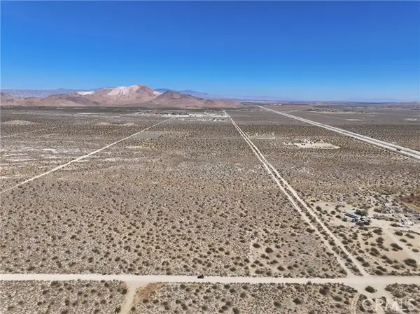 0 Champagne Ave, Rosamond, CA 93560