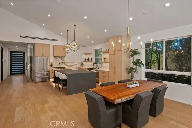 5715 Troost Avenue, North Hollywood, CA 91601 - #3