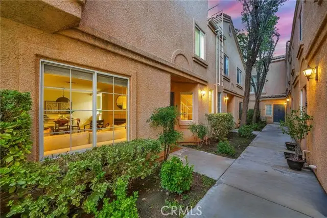 25112 Steinbeck Avenue  #D, Stevenson Ranch, CA 91381 - #2