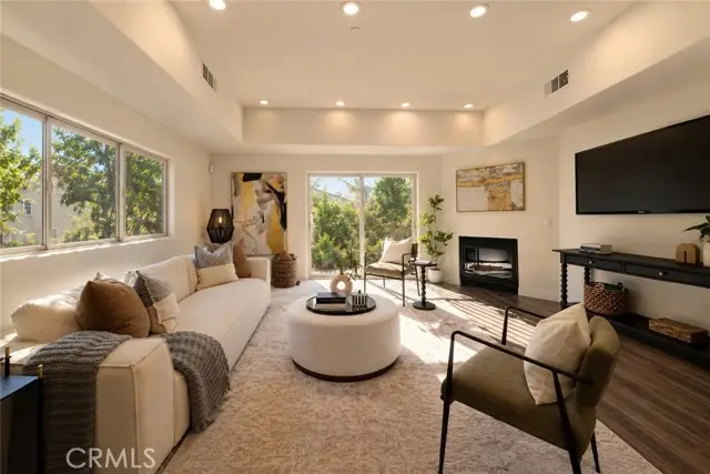 14702 Magnolia Boulevard  #105, Sherman Oaks, CA 91403 - #3