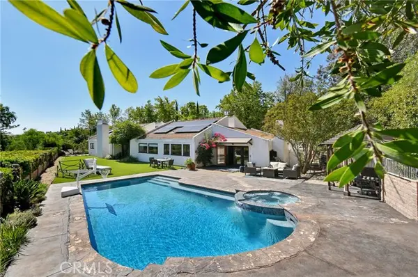 191 Dapplegray, West Hills, CA 91307
