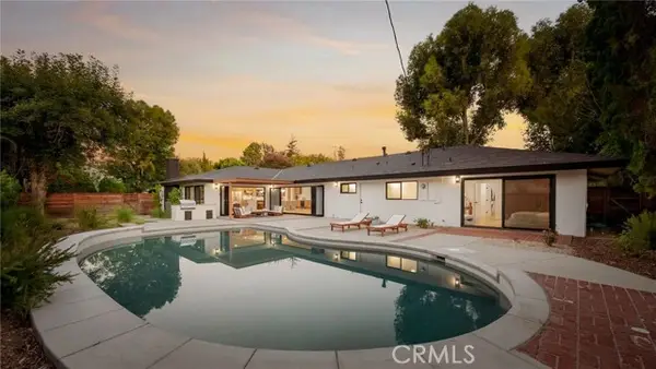 17601 McCormick Street, Encino, CA 91316