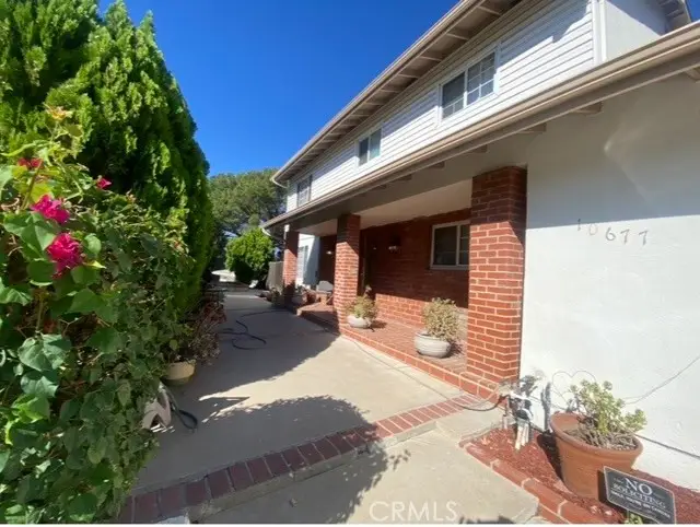 10677 Ledeen, Sylmar, CA 91342 - #2