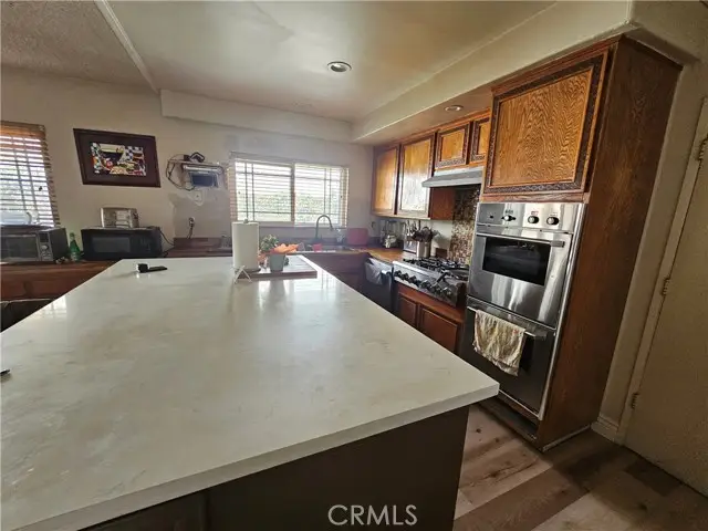 7349 Zombar, Van Nuys, CA 91406 - #2