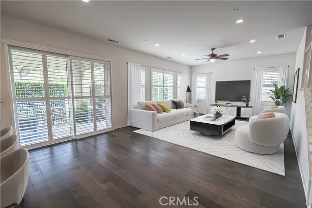 20551 Arden Place, Saugus, CA 91350 - #3