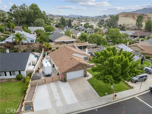 20755 Benz, Saugus, CA 91350