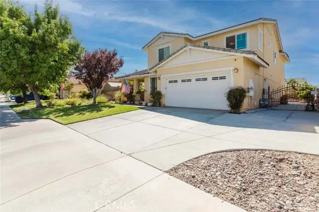 6214 Avenue J11, Lancaster, CA 93536 - #2