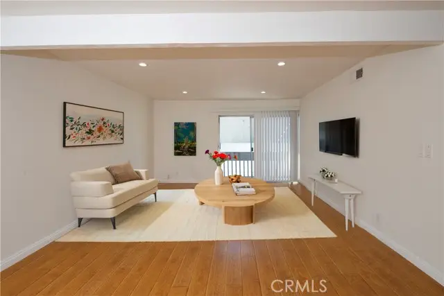 18620 Hatteras St  #249, Tarzana, CA 91356 - #1
