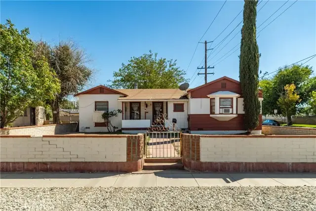 768 W Newgrove Street, Lancaster, CA 93534 - #2