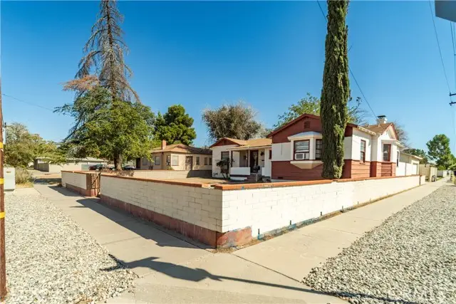 768 W Newgrove Street, Lancaster, CA 93534 - #3