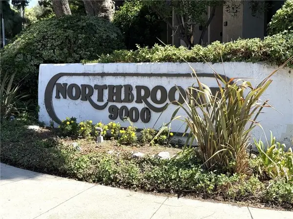 9000 Vanalden Avenue  #158, Northridge, CA 91324