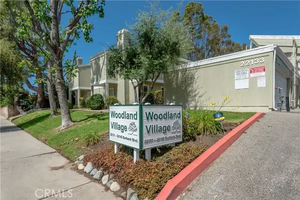 22139 Burbank Boulevard  #7, Woodland Hills, CA 91367