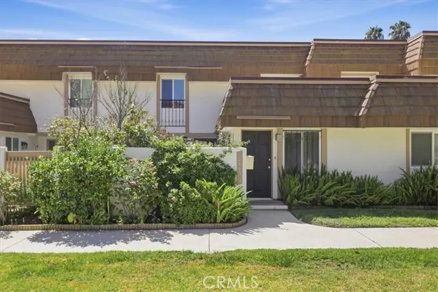 10445 Larwin unit 3  #3, Chatsworth, CA 91311 - #1