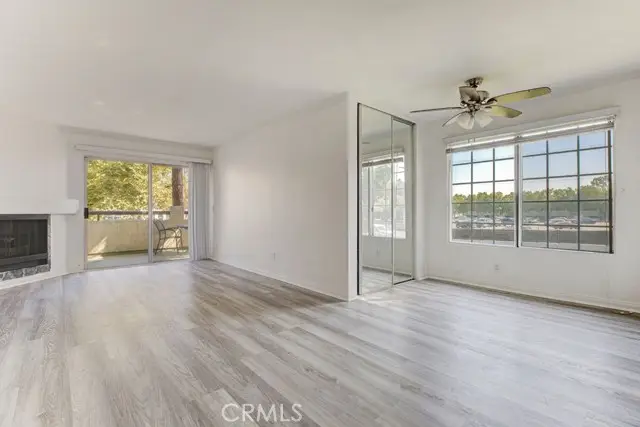 5515 Canoga Ave  #105, Woodland Hills, CA 91367 - #2