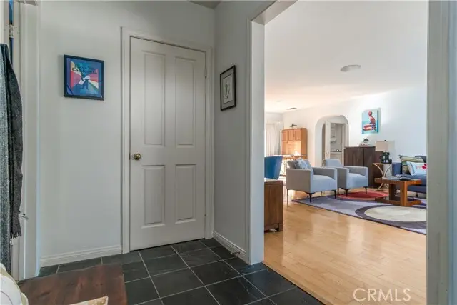 4755 Burnet, Sherman Oaks, CA 91403 - #3