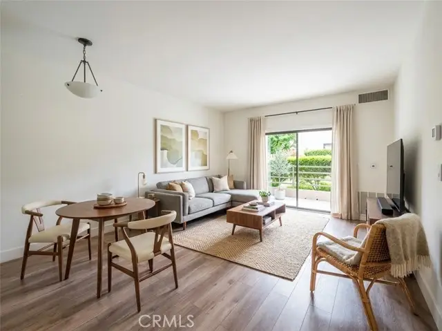 6815 Remmet  #109, Canoga Park, CA 91303 - #3