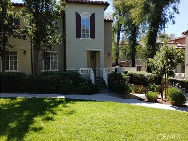 28165 Ashbrook, Valencia, CA 91354