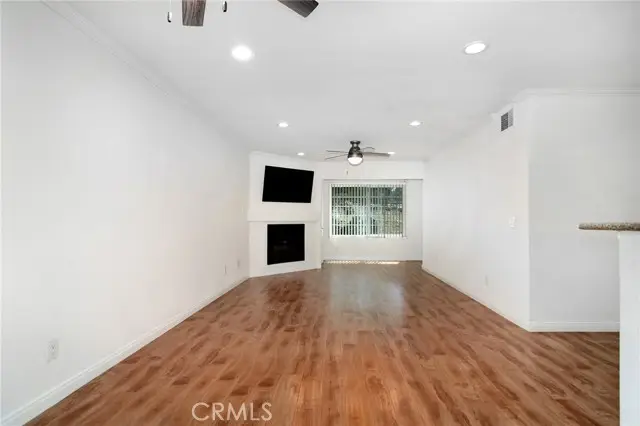 5525 Canoga Avenue  #124, Woodland Hills, CA 91367 - #2