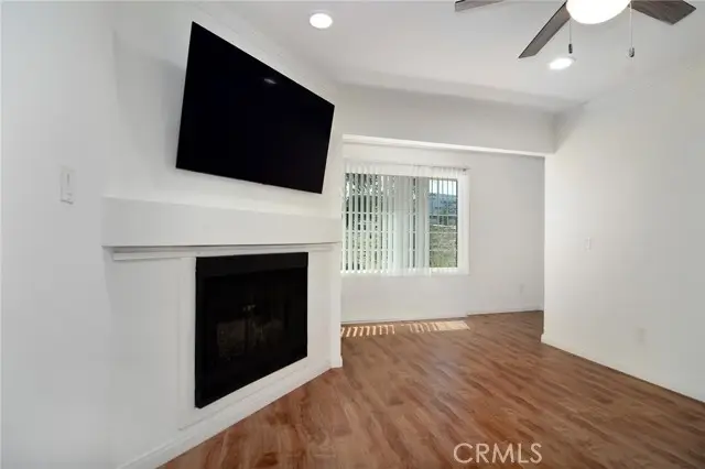 5525 Canoga Avenue  #124, Woodland Hills, CA 91367 - #3