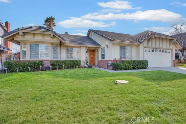 39458 Chantilly Lane, Palmdale, CA 93551 - #1