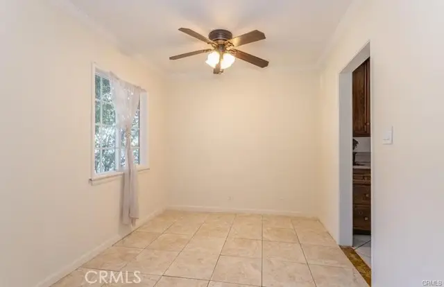 19519 Welby Way, Reseda, CA 91335 - #3