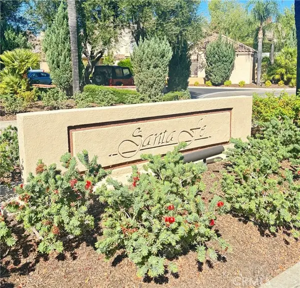 23811 Del Monte, Valencia, CA 91355