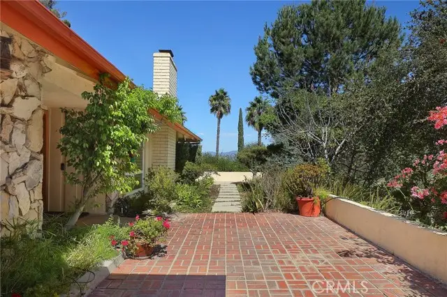 3433 Green Vista Drive, Encino, CA 91436 - #2