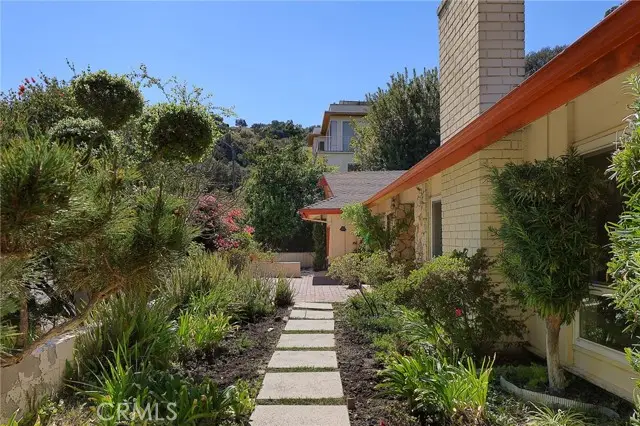 3433 Green Vista Drive, Encino, CA 91436 - #3