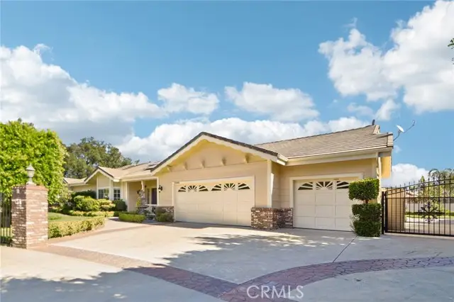22501 Marilla Street, Chatsworth, CA 91311 - #1