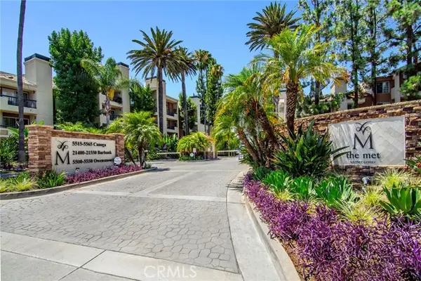 21400 Burbank Boulevard  #202, Woodland Hills, CA 91367