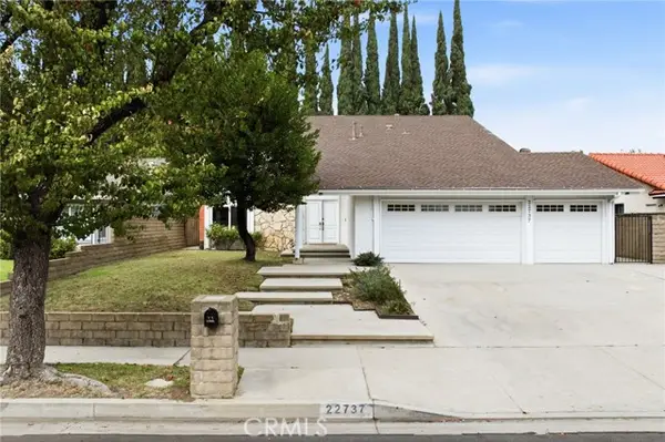 22737 Stagg Street, West Hills, CA 91304