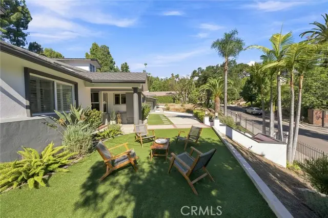 4223 Mooncrest Place, Encino, CA 91436 - #3