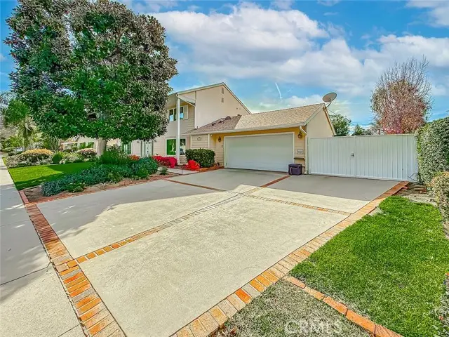 17512 Superior Street, Northridge, CA 91325 - #2
