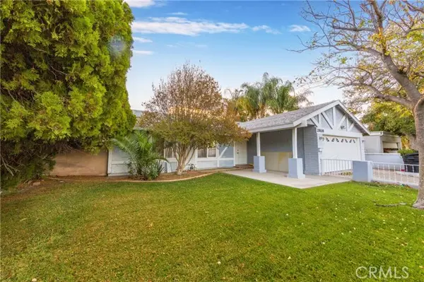 28108 Oaklar Drive, Saugus, CA 91350
