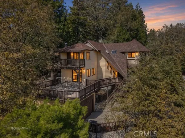 432 Thousand Pines Rd, Crestline, CA 92325