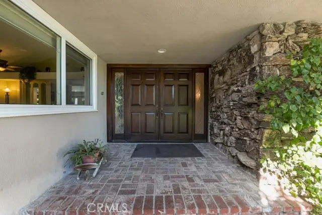 19415 Kinzie Street, Northridge, CA 91324 - #3