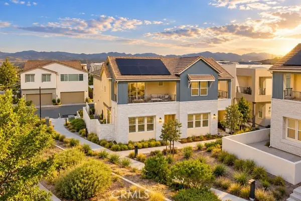 27276 Red Willow Court, Valencia, CA 91381