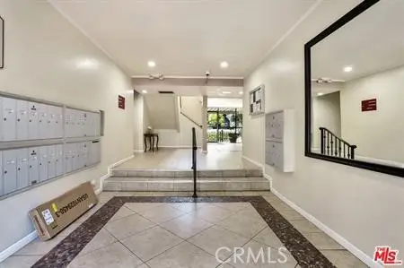 5414 Newcastle  #34, Encino, CA 91316 - #3