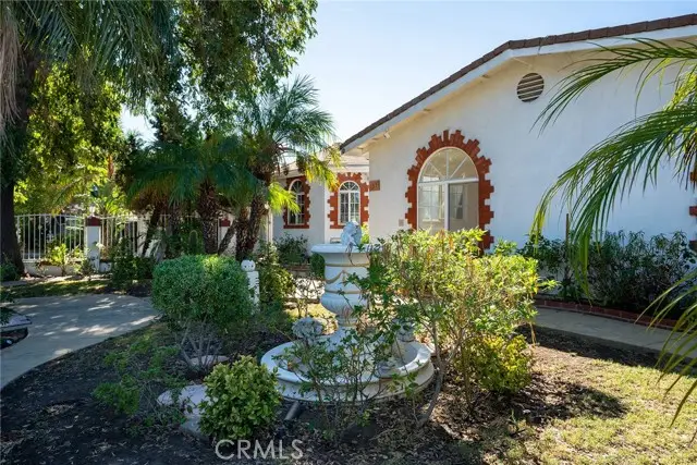 11337 Hayvenhurst Avenue, Granada Hills, CA 91344 - #2