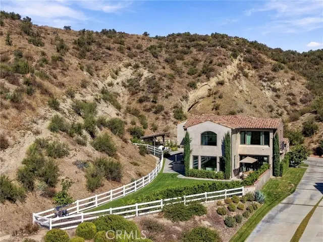 16101 Live Oak Circle, Canyon Country, CA 91387 - #3