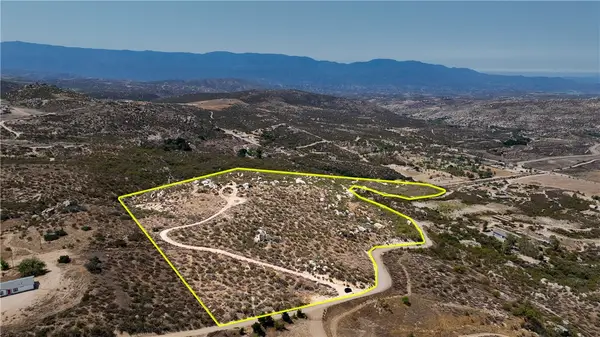 8 Centennial Street, Aguanga, CA 92536