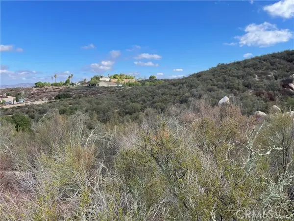 1 Esplendida Way, Temecula, CA 92592