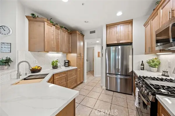 33433 Emerson Way  #B, Temecula, CA 92592